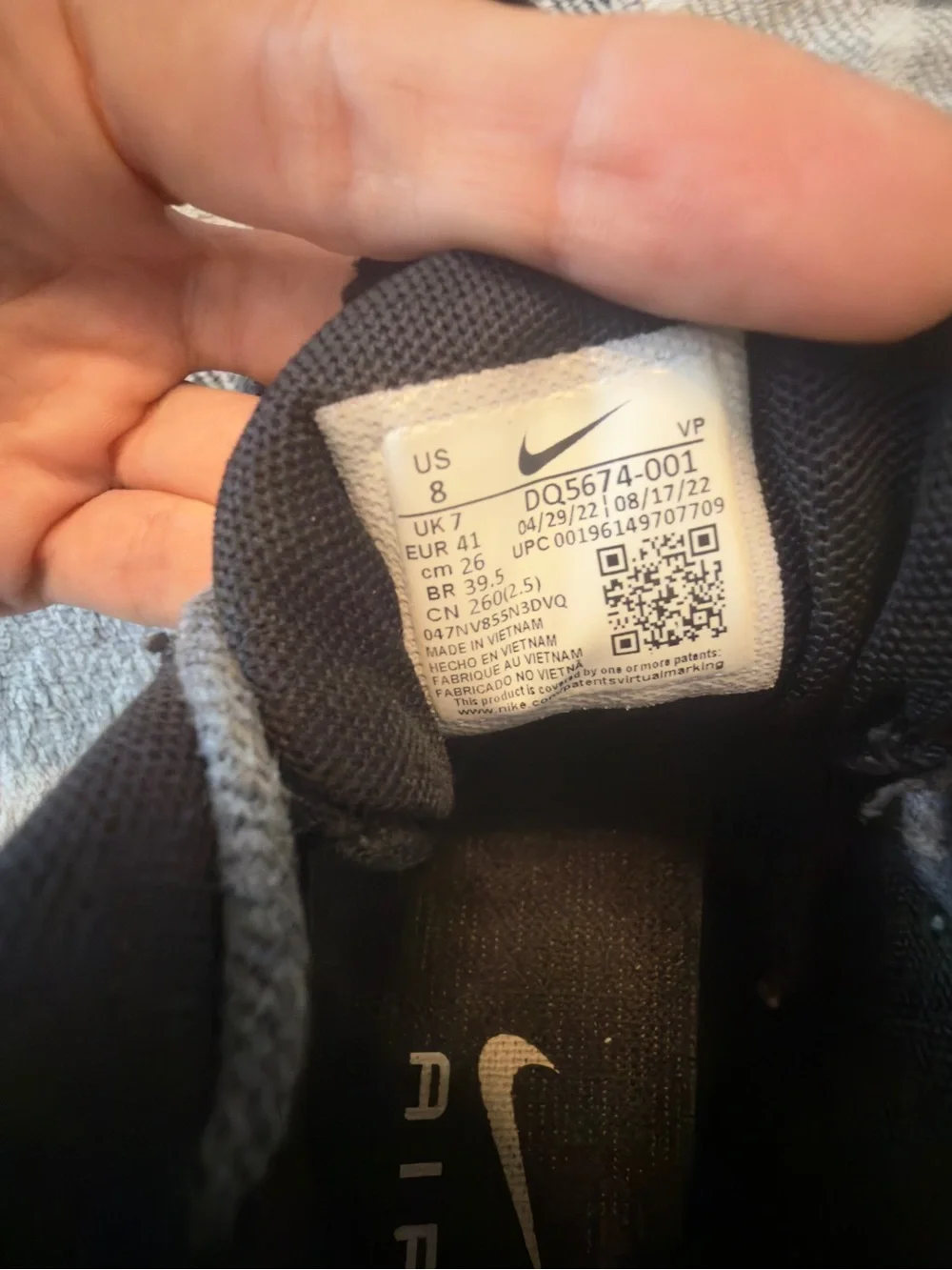 Stüssy Men's Black Low-Top Sneakers with Signature Logo